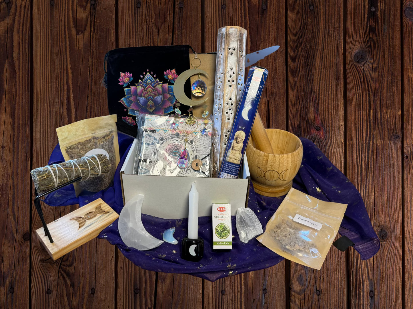 Lunar Witch Ritual Box — Full Moon Altar Kit | 16-Piece Crystal & Herb Ritual Set