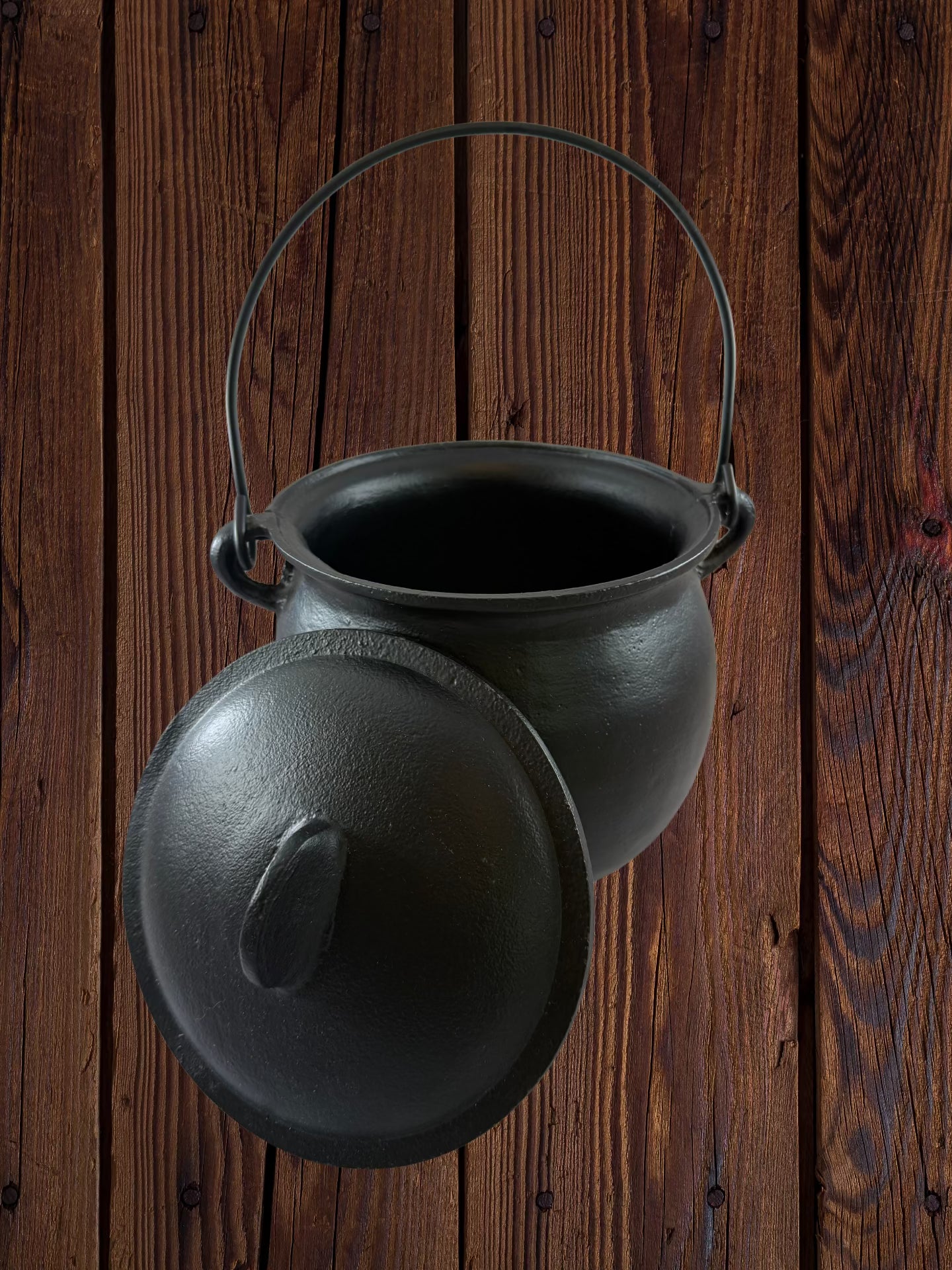 8" Cast Iron Cauldron with Lid – Ritual Vessel for Altar Work, Spell Casting & Ceremonial Magic