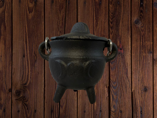 Triple Moon Cast Iron Cauldron with Lid – 3 in