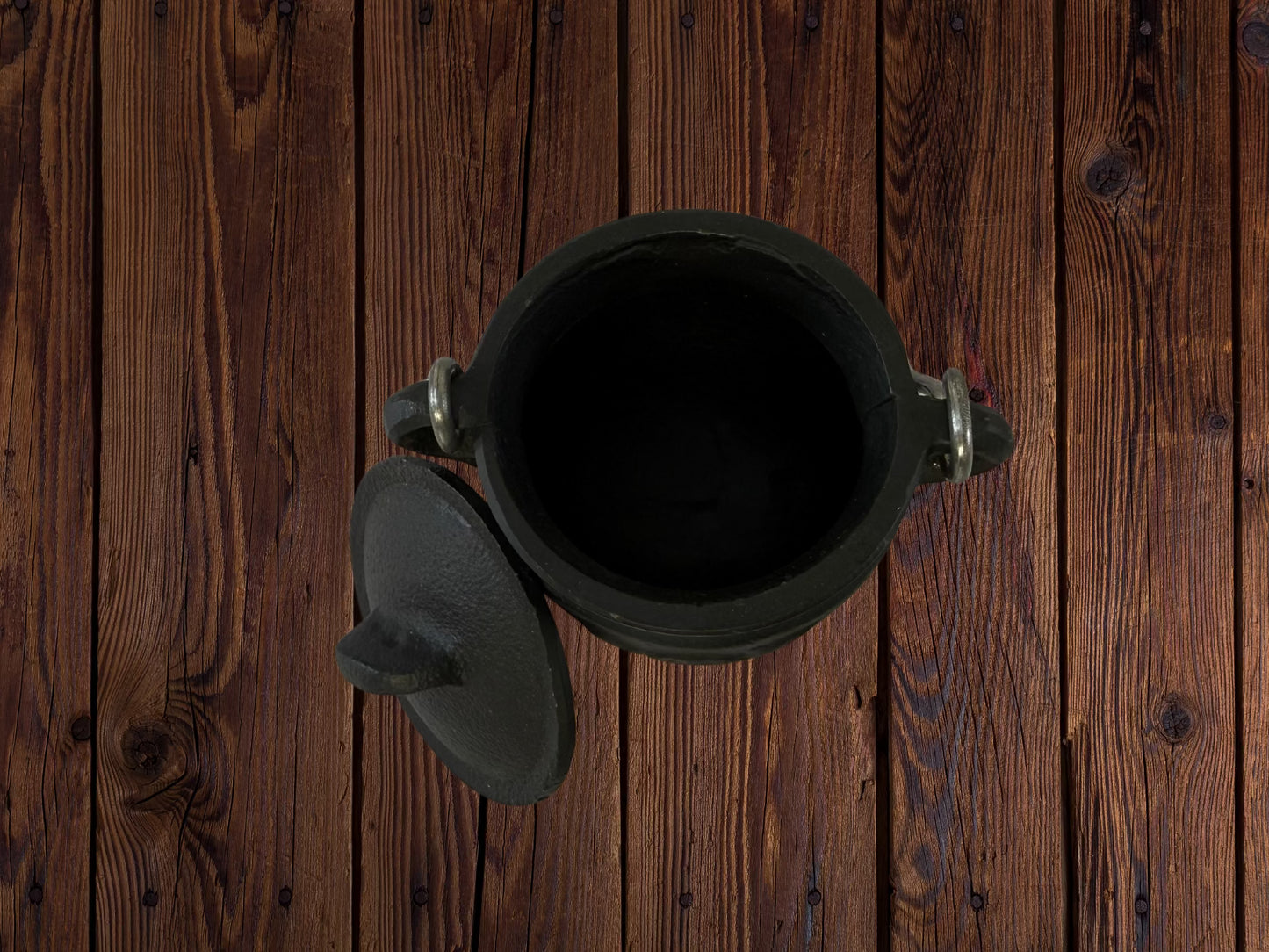 Triple Moon Cast Iron Cauldron with Lid – 3 in