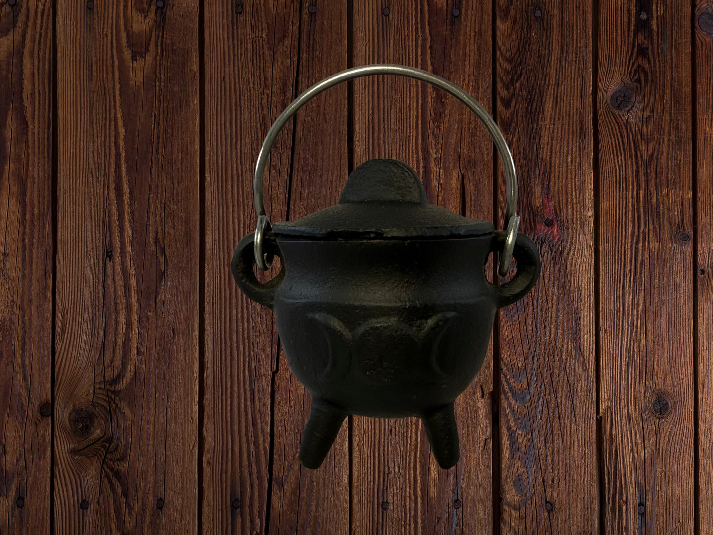 Triple Moon Cast Iron Cauldron with Lid – 3 in