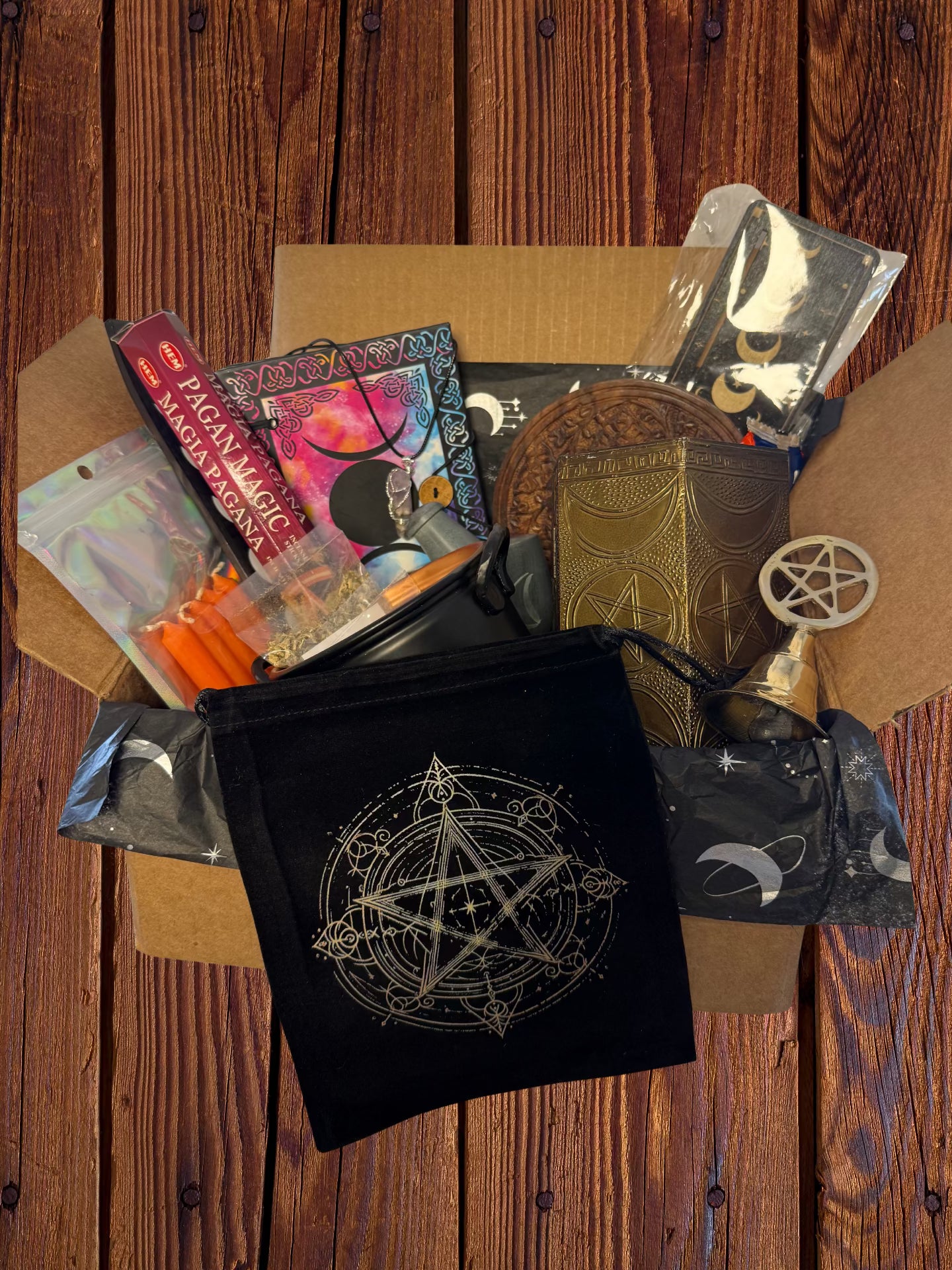 Samhain Ritual Box – Limited October Edition Witch's Altar Kit with Cauldron, Brass Bell & Triple Moon Journal