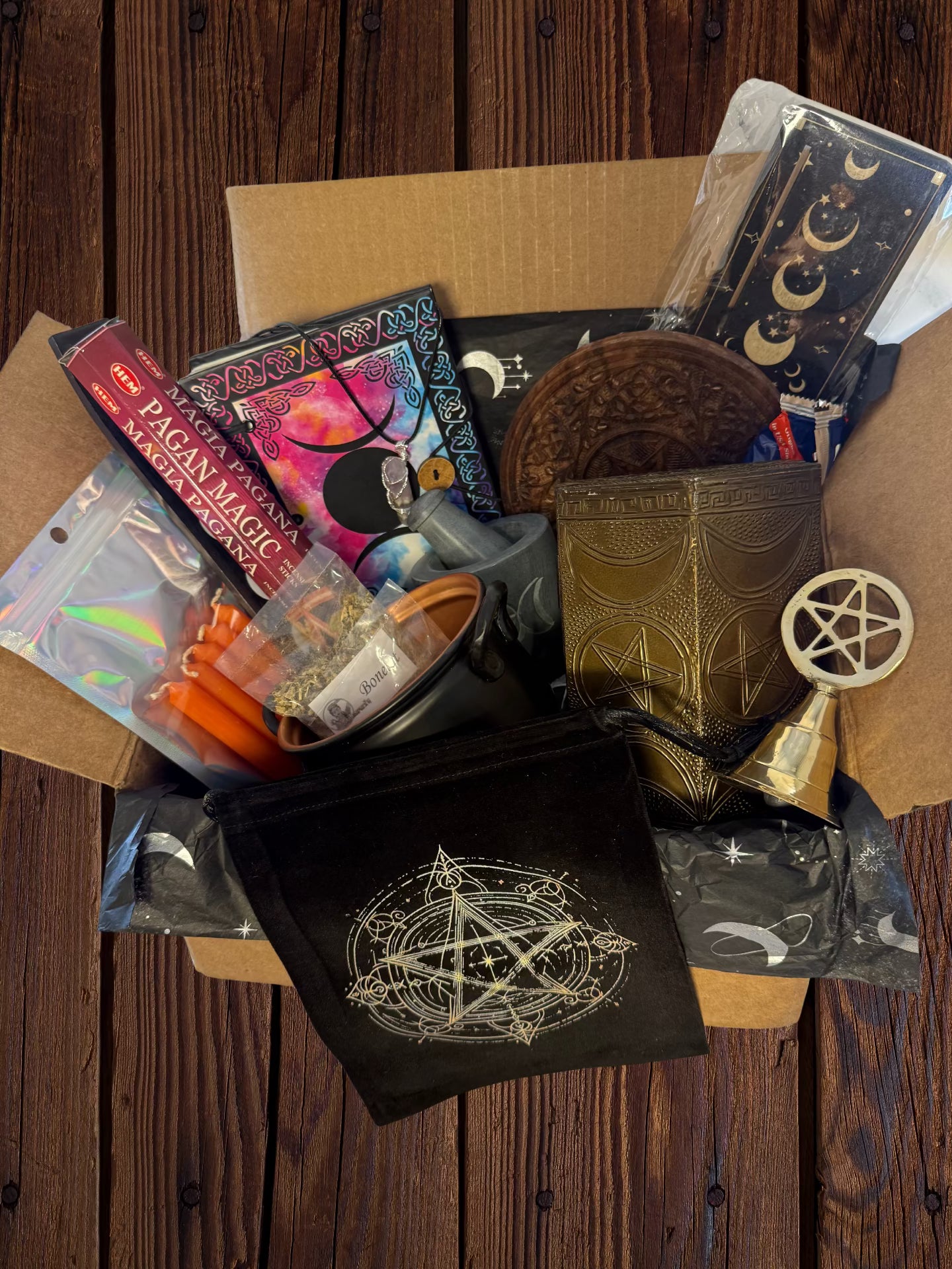 Samhain Ritual Box – Limited October Edition Witch's Altar Kit with Cauldron, Brass Bell & Triple Moon Journal