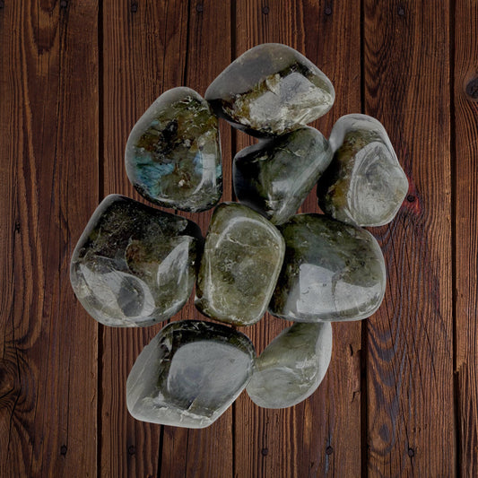 Peacock Labradorite Tumble Stones – Mystic Crystal for Intuition, Protection & Transformation