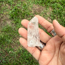 Clear Quartz Crystal Points 2–3″ – Energy Amplifier & Meditation Tools