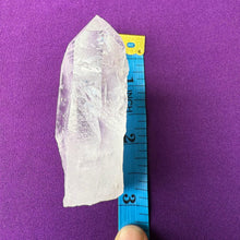 Clear Quartz Crystal Points 2–3″ – Energy Amplifier & Meditation Tools