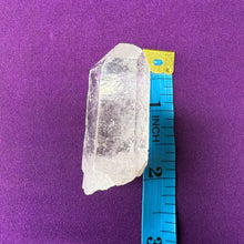 Clear Quartz Crystal Points 2–3″ – Energy Amplifier & Meditation Tools