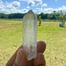 Clear Quartz Crystal Points 2–3″ – Energy Amplifier & Meditation Tools