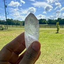 Clear Quartz Crystal Points 2–3″ – Energy Amplifier & Meditation Tools