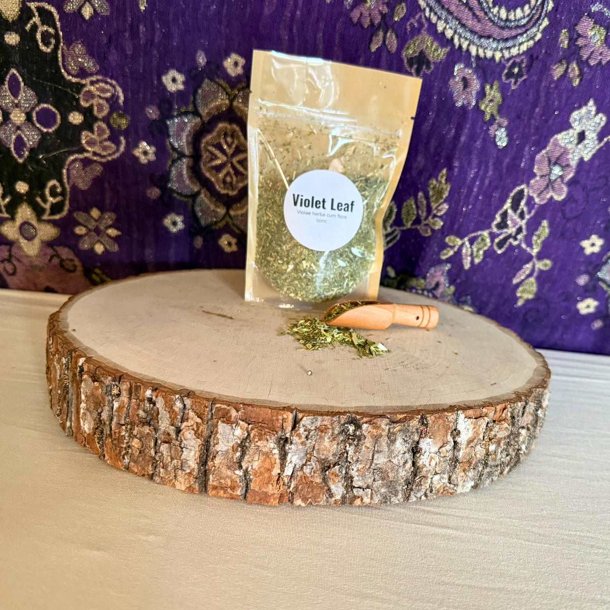 Dried Violet Leaf Herb | Viola Odorata | Love & Protection Herb | Herbal Tea, Rituals, Witchcraft, Apothecary Herb