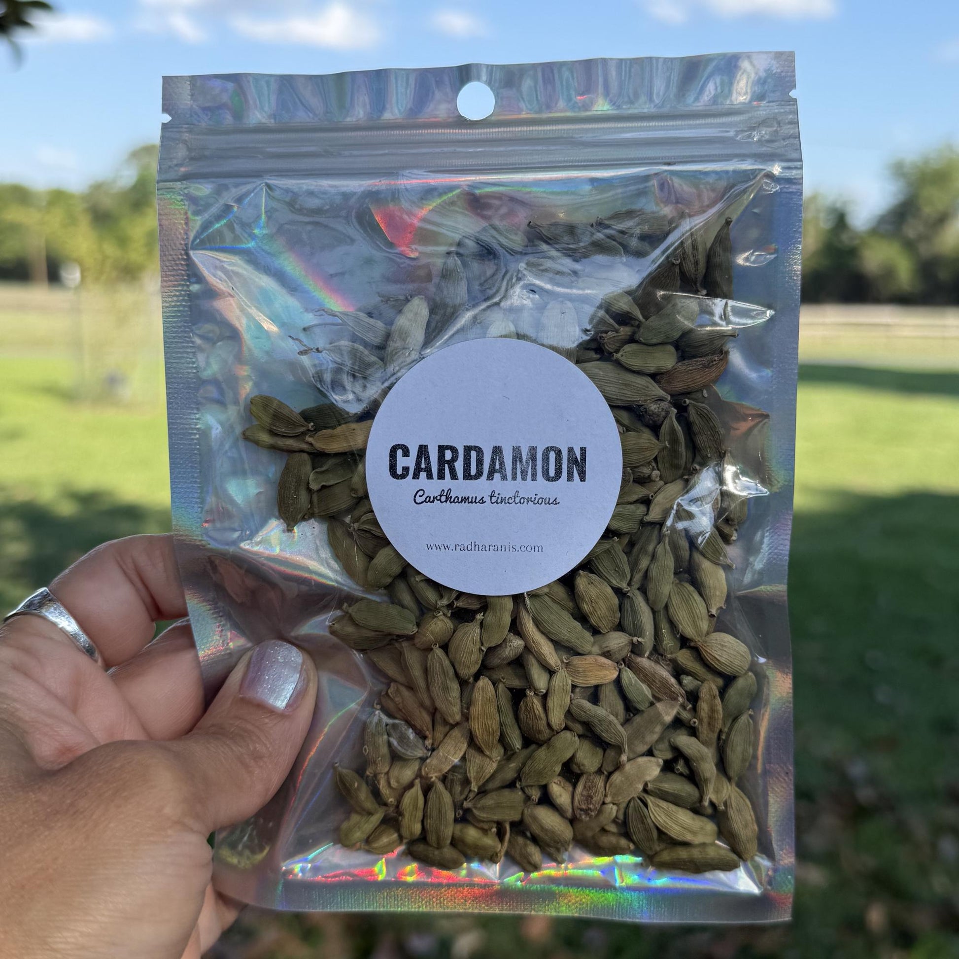 Cardamom Pods – Aromatic Botanical Spice for Tea, Ritual, Apothecary & Herbal Crafting