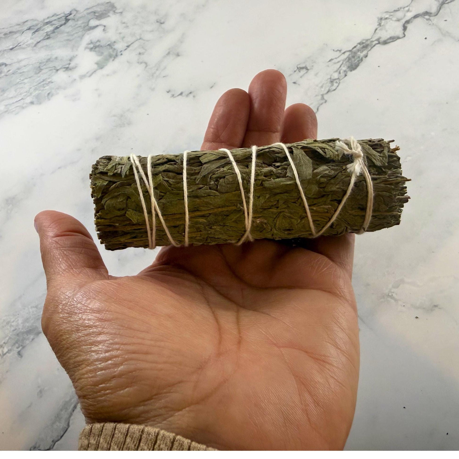Mugwort Smudge Sticks (Black Sage) – Dreamwork & Cleansing Set