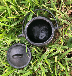 Pentagram Cauldron Cast Iron- 3” H x 2.75”