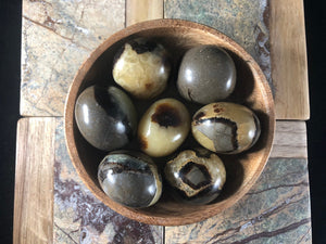 Septarian nodules