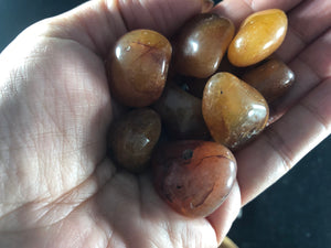 Carnelian tumbled Stone