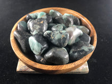 Emerald Tumbled Stone