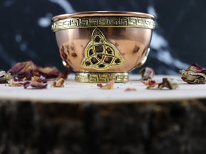 Triquetta Offering Bowl